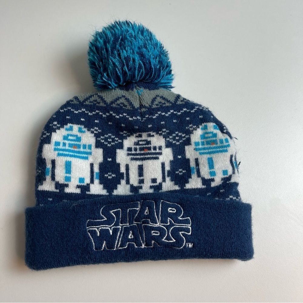 Star Wars R2D2 Pom Pom Beanie
